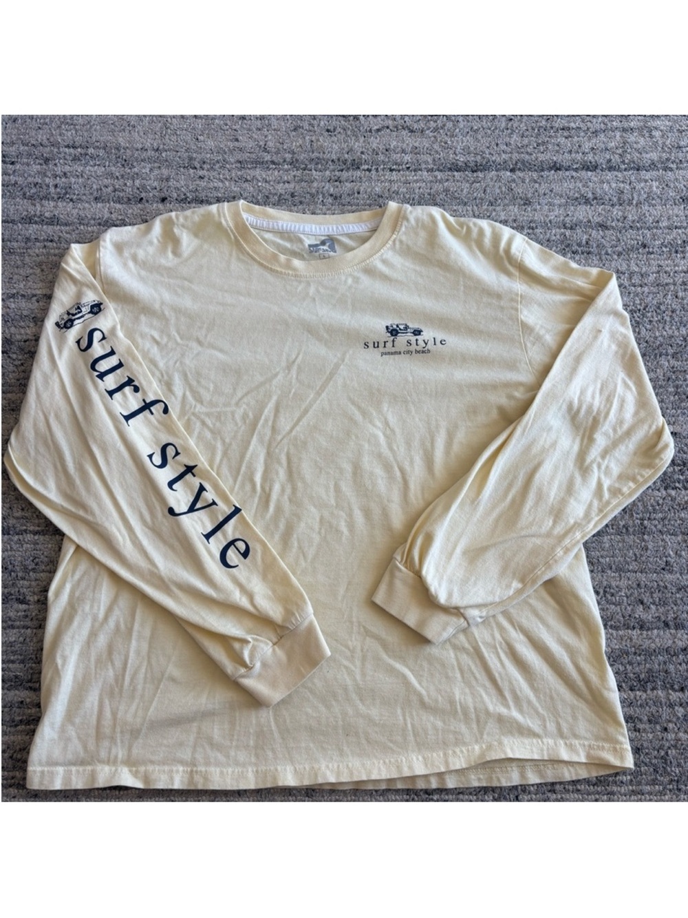 Surf Style Long-Sleeve Crewneck Shirt - Light Yellow